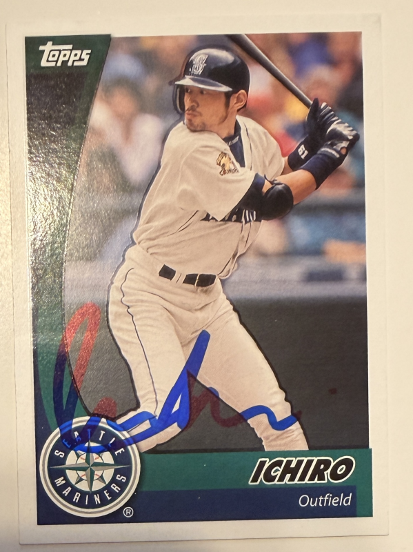 Ichiro Autographed CARD