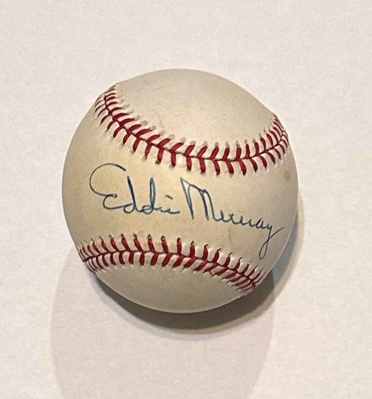 Eddie Murray Autographed BASEBALL