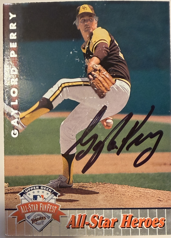 Gaylord Perry Autographed CARD